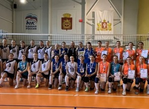 И снова золото в копилке кушвинских девушек-волейболисток!