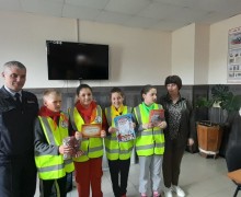 Юные инспекторы дорожного движения состязались в районном этапе конкурса «Безопасное колесо» в Кушве