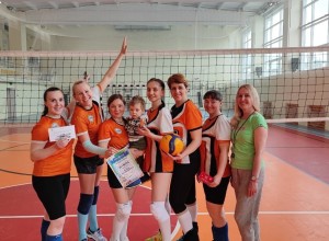 В Баранчинском провели женский турнир по волейболу памяти А. Е. Шипунова
