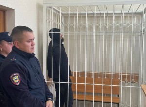 Решением суда житель Кушвы, обвиняемый в вымогательстве, останется под стражей 