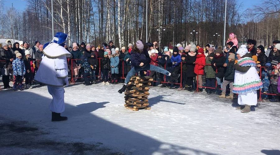 Кушвинский Парк Культуры стал «местом встречи» снеговиков
