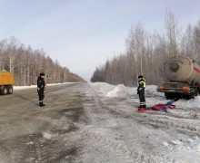 На Серовском тракте попала в ДТП цистерна с пропаном
