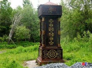 Памятник Европа-Азия», на солдатской дороге к Кокую