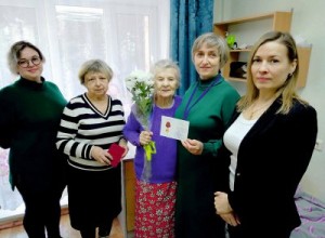 В Верхней Туре стартовало вручение наград в честь 80-летия Великой Победы.