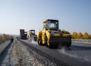 Губернатор поручил привести в нормативное состояние свыше 400 км региональных дорог в ближайшие три года