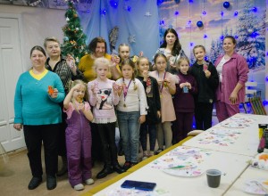 Новогодние игрушки на елку сделали своими руками