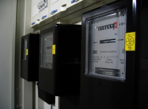 Мошенники начали предлагать свердловчанам менять счетчики после отмены «ночных» тарифов