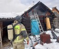 В поселке Восток горела баня