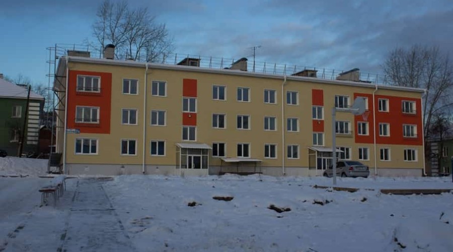 Свердловская прокуратура добилась выдачи квартиры сироте