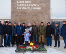 В Верхней Туре почтили память воинов-интернационалистов