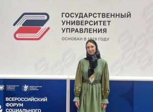 Школьница из Верхней Туры получила диплом победителя в Москве