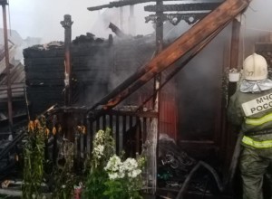 При пожаре в коллективном саду в Орулихе сгорели бани