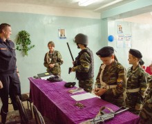 Росгвардейцы поздравили курсантов «Беркута-Спасателя» с наступающим праздником