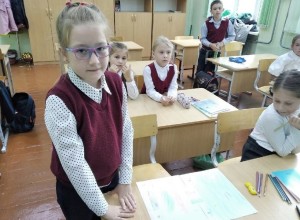 Кушвинская школьница придумала герб класса и победила в областном конкурсе