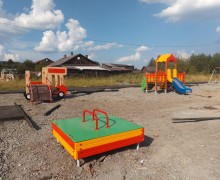 В поселке Восток начали строить детскую площадку