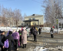 Профилактическая акция «Шагающий автобус»