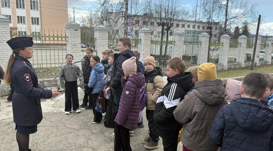 Урок безопасности для юных пешеходов.