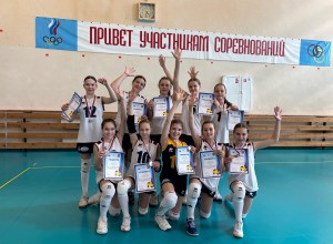 Юные волейболистки Кушвы увезли серебро из  Новоуральска 