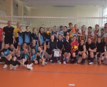 В Баранчинском провели женский турнир по волейболу памяти А. Е. Шипунова